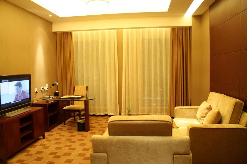 Royal King Residence Hotel Haidian Room photo